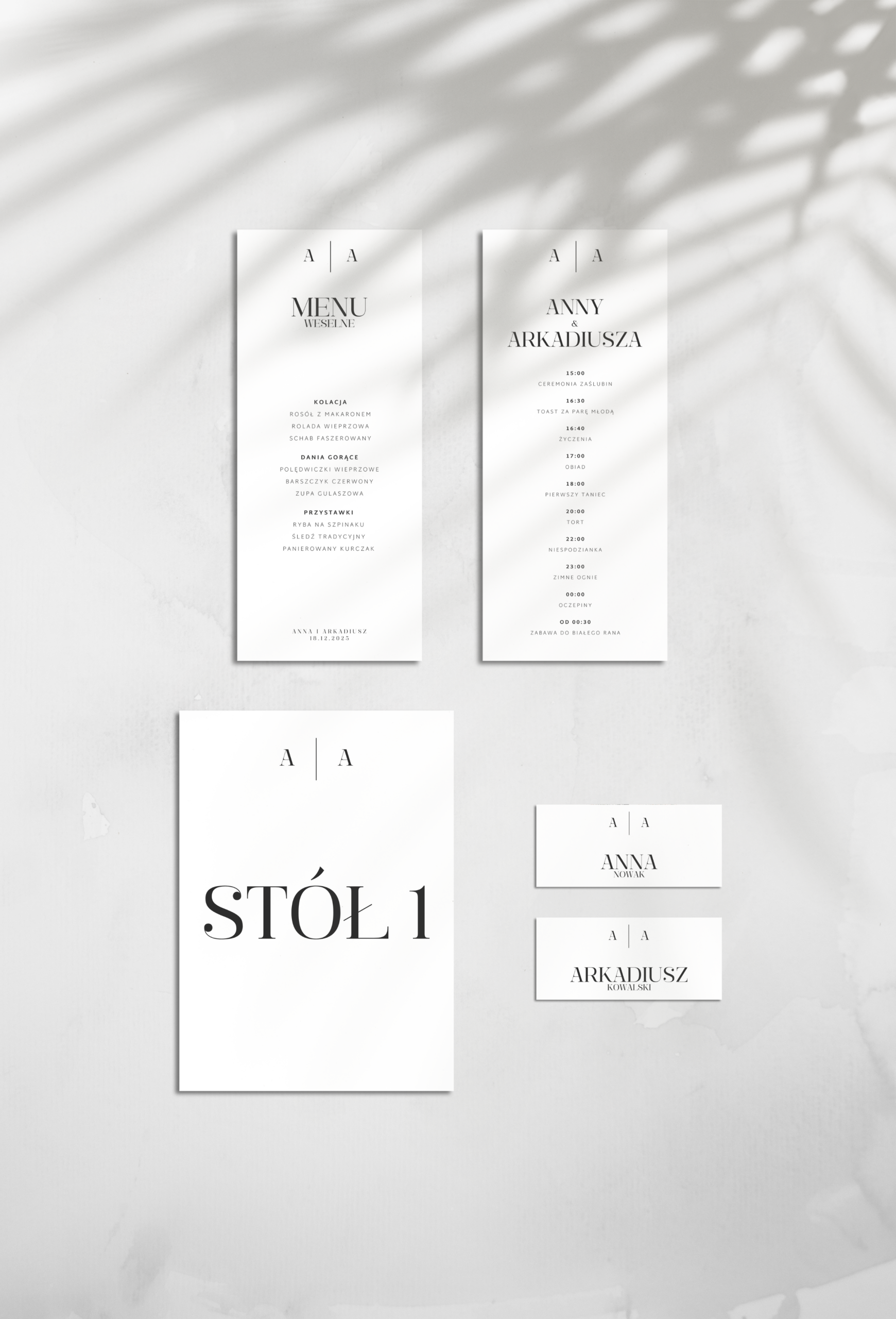 Kolekcja "Monochromatyczna Elegancja" łączy prostotę i elegancję. Idealny dla par ceniących czystość formy i wyrafinowaną estetykę.